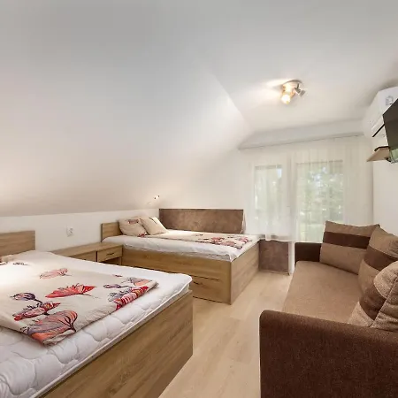 Lampion By Interhome בית נופש Balatonmáriafürdő